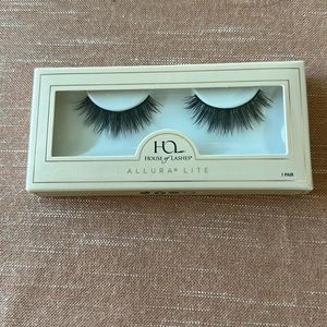 5/$25 House of Lashes allura lite eyelashes